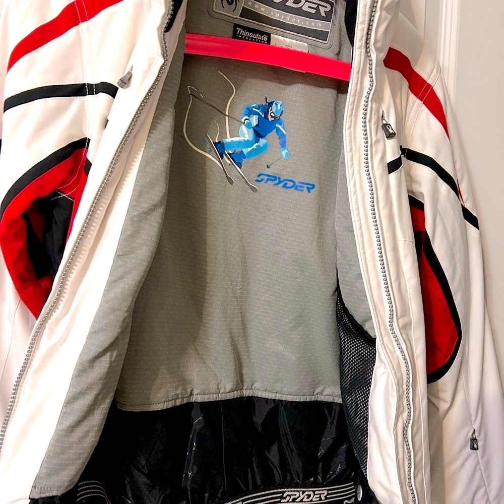 SPYDER ski jacket ⛷️ - Picture 3 of 3